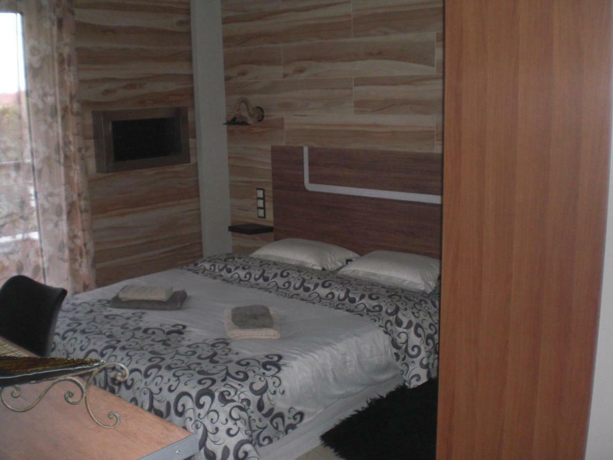 Διαμερισμα Στο Λιτοχωρο Με Εκπληκτικη Θεα Apartment Litochoro Exterior photo